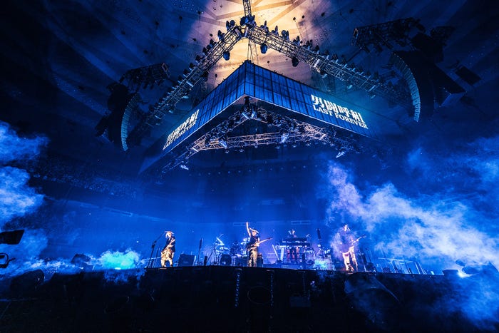 男闘呼組「LASTFOREVER」より(提供写真)