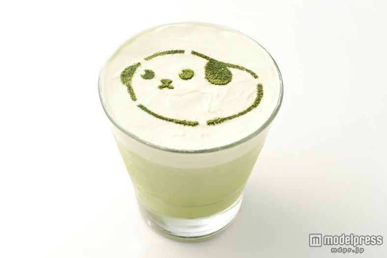 「豆しば庵の抹茶ラテ」￥840（C）DENTSU INC．