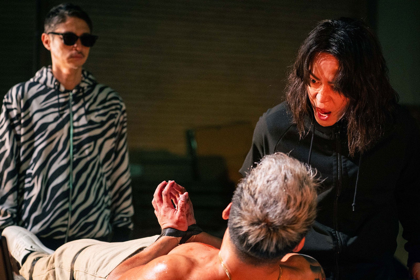 窪塚洋介＆亀梨和也W主演「外道の歌 SEASON2」“残酷拷問ショット”解禁「絶対に民放じゃできない」