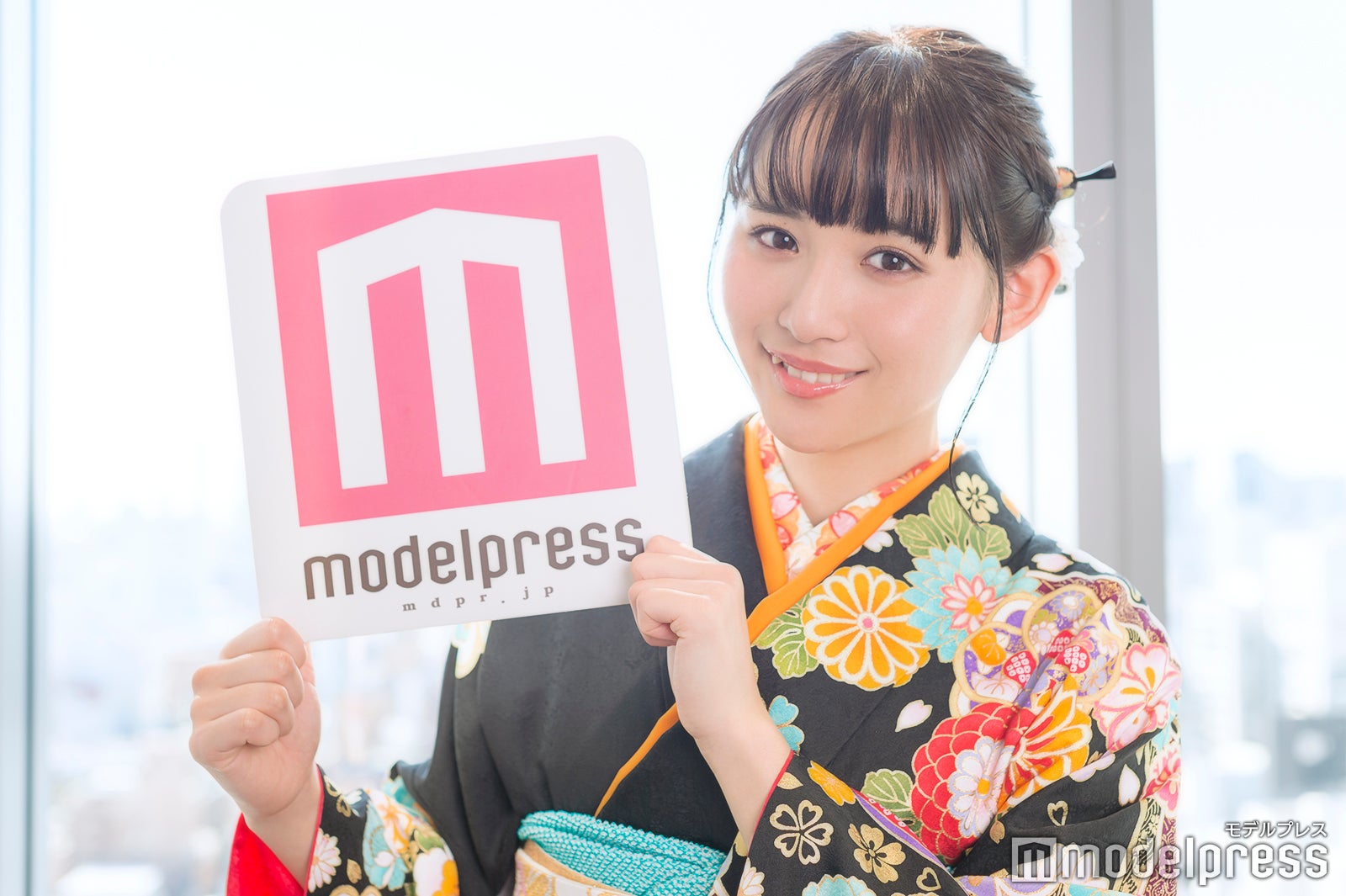 浅川梨奈（C）モデルプレス