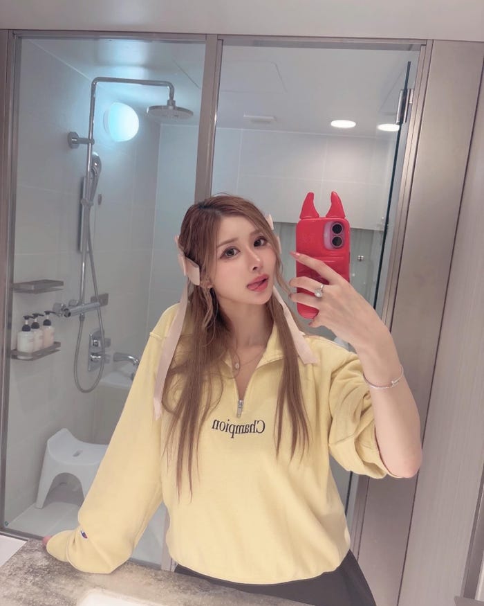 「VENET FUKUOKA NAKASU」朝倉海(うみ)Instagramより