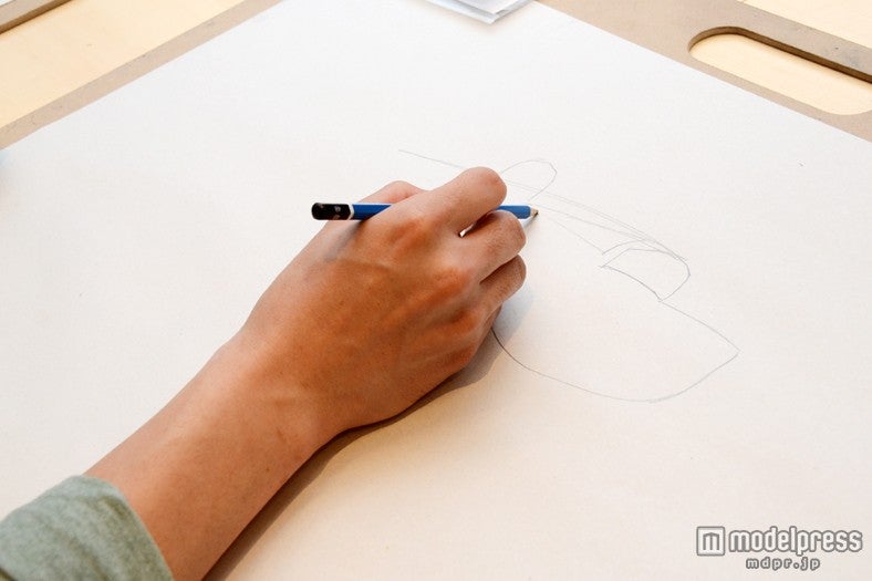 お絵描き体験の様子