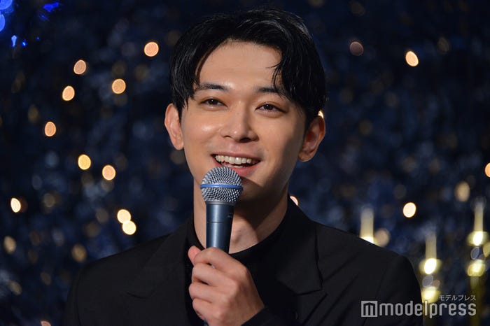 吉沢亮(C)モデルプレス