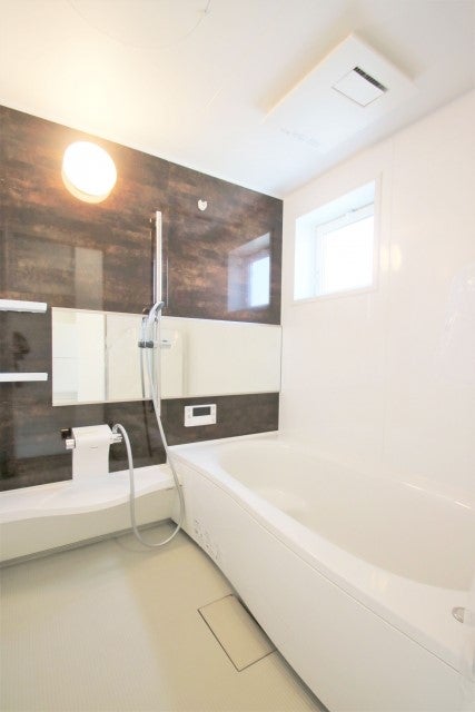 備北丘陵公園 湖畔ステイズ庄原／画像提供：ブッキングリゾート