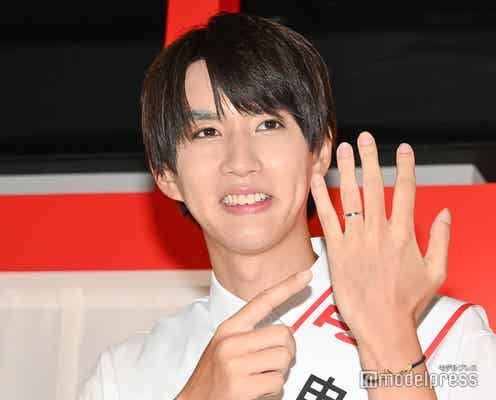 はじめしゃちょー、結婚後初の公の場 左手薬指に指輪キラリ&報道陣からの祝福に「幸せです」