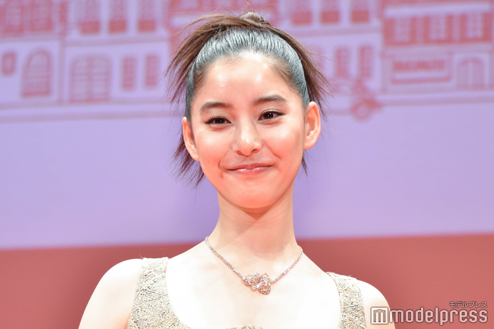 新木優子、仕事の継続を迷った過去 後押しとなった存在とは？＜ミセス・ハリス、パリへ行く＞