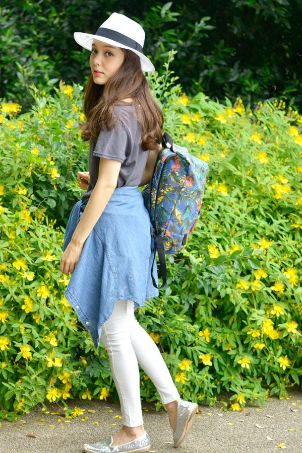 ボタニカル柄バックパック「coca」3,490円(税込)/画像提供:coca