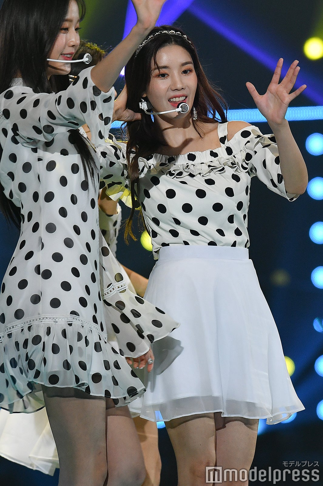 IZ＊ONE（C）モデルプレス