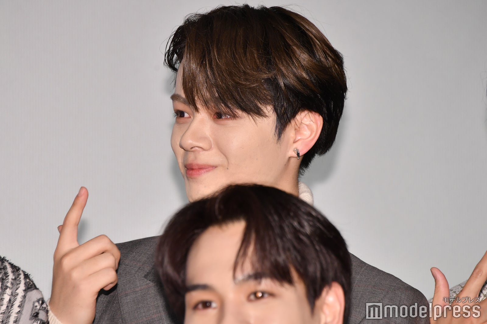 誕生日を迎えた鶴房汐恩 （C）モデルプレス