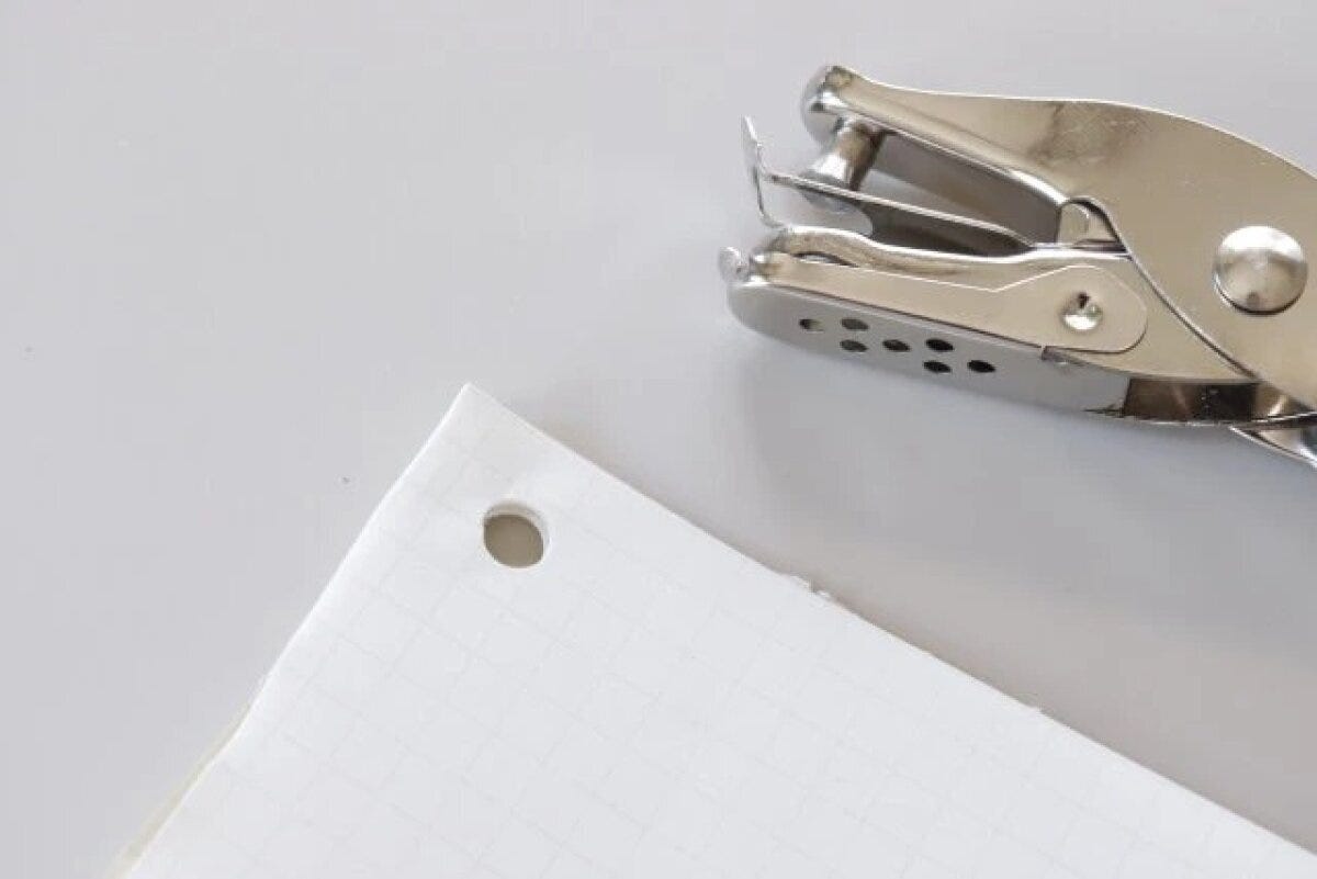 ダイソー　1穴ハンドパンチ　使用例