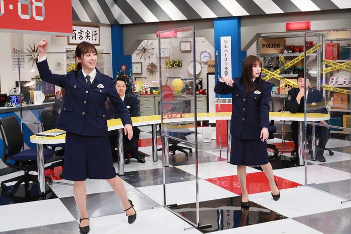 (前列)斎藤ちはる、与田祐希(後列)設楽統、児嶋一哉 (C)テレビ朝日