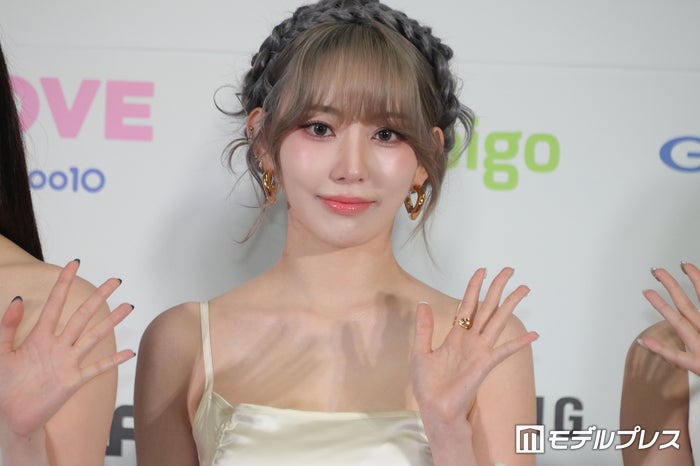 LE SSERAFIM・SAKURA“サクラと桜”ショットに反響続々「女神」「美しすぎる」
