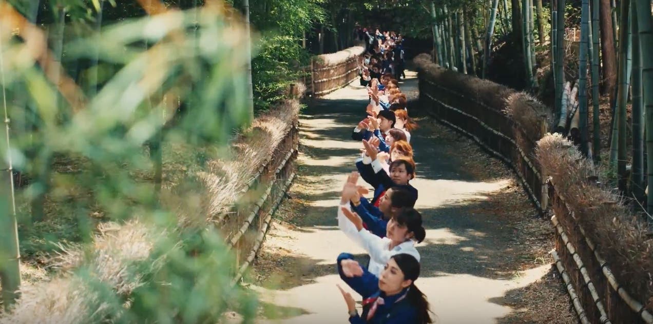 日本各地で撮影/「みずほダンス」より