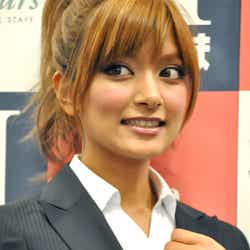 ローラ