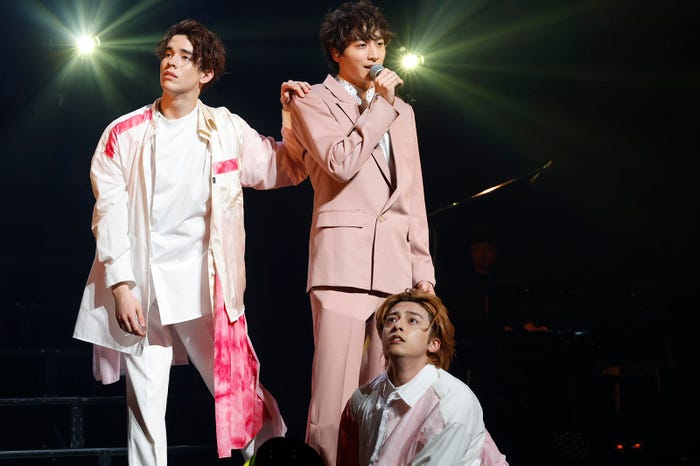 東島京、小関裕太、新原泰佑/ゲネプロ取材会「ハンサムライブ2022」(提供写真)