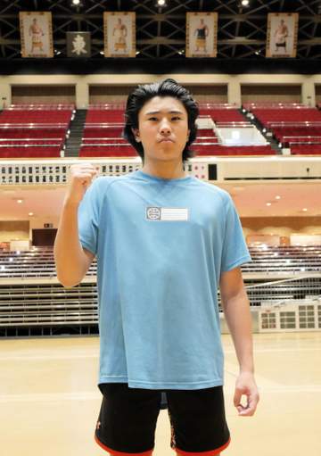 総合格闘技から角界転向の15歳、超異例の体重55キロ「実績を残したい」元RIZIN王者クレベル・コイケからも指導【大相撲】
