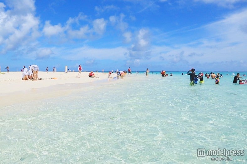 マニャガハ島／アクティビティカウンターでシュノーケリングなど各種マリンアクティビティを体験可能