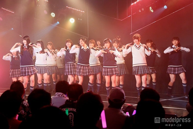 4周年記念特別公演の様子（C）AKS