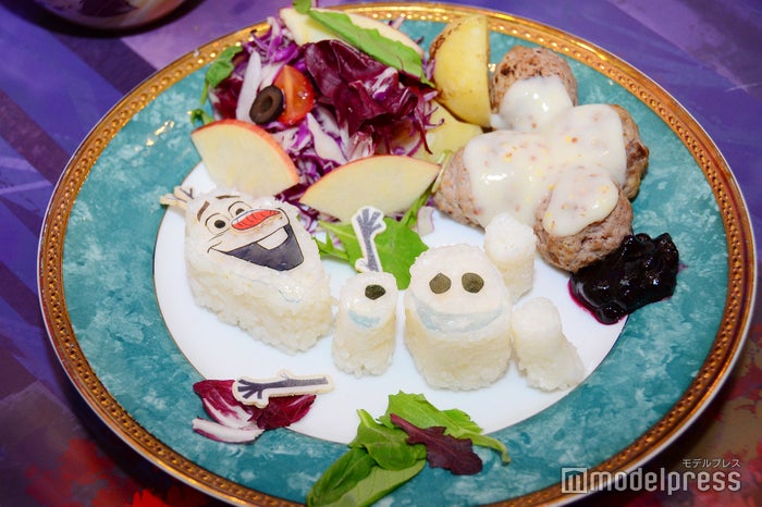 ＜オラフ＞楽しいころころミートボールプレート　2,190円E（C）ビューティーガール