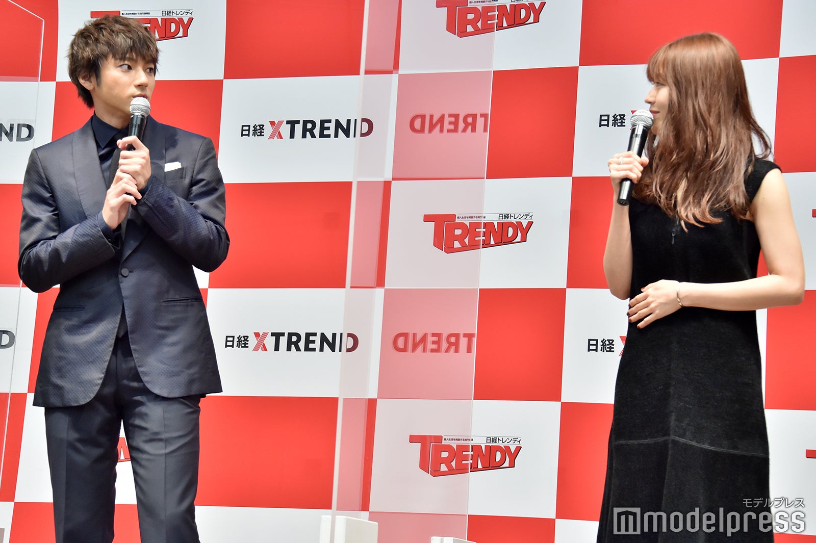 山田裕貴、有村架純 （C）モデルプレス