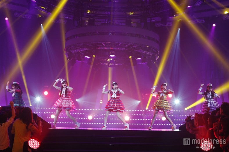 きゃりー、ももクロ、西野カナらが圧巻のパフォーマンス　豪華海外ゲストも「MTV VMAJ 2013」レポート