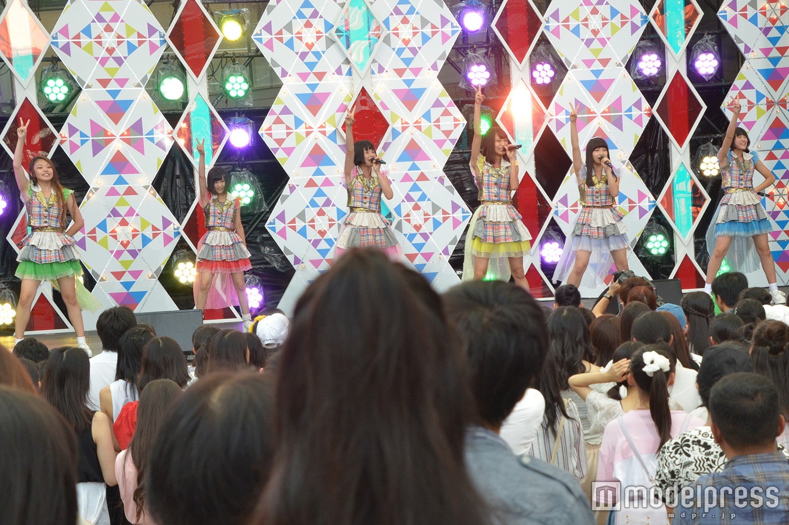 （C）モデルプレス