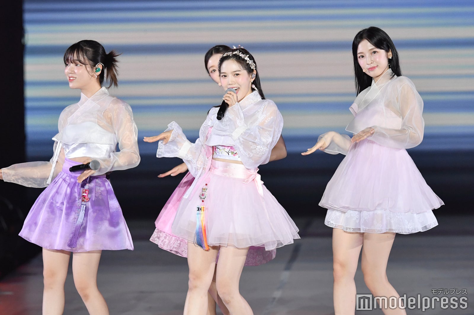 OH MY GIRL（C）モデルプレス