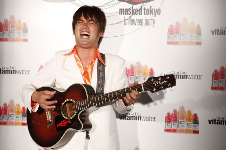 この日のために作ったというグラソーのオリジナルソングを披露したAMEMIYA