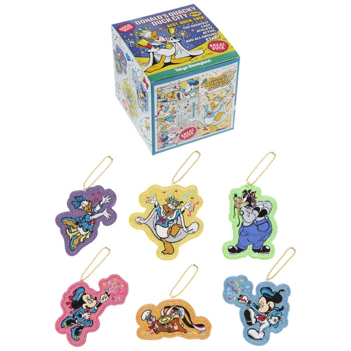 ワッペンバッジ¥6,000(C)Disney