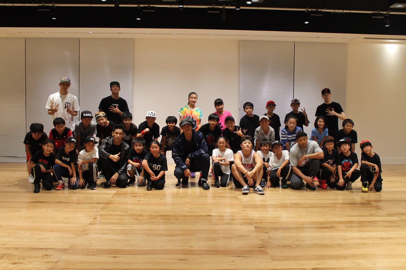 EXILE AKIRAらがサプライズ（提供写真）