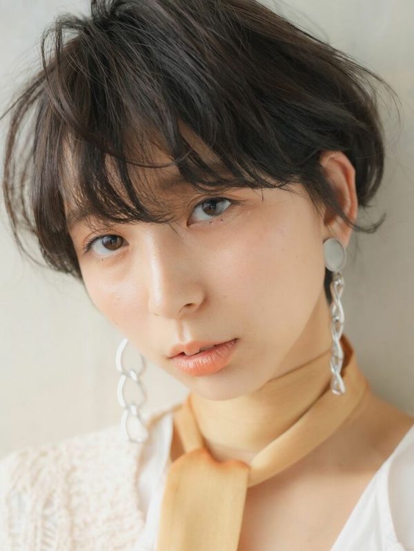 人気の暗めグレージュカラー15選 色落ちも綺麗なカラーで大人な雰囲気に モデルプレス 人気の暗めグレージュカラー15選 色落ちも綺麗なカラーで大人な雰囲気に モデルプレス