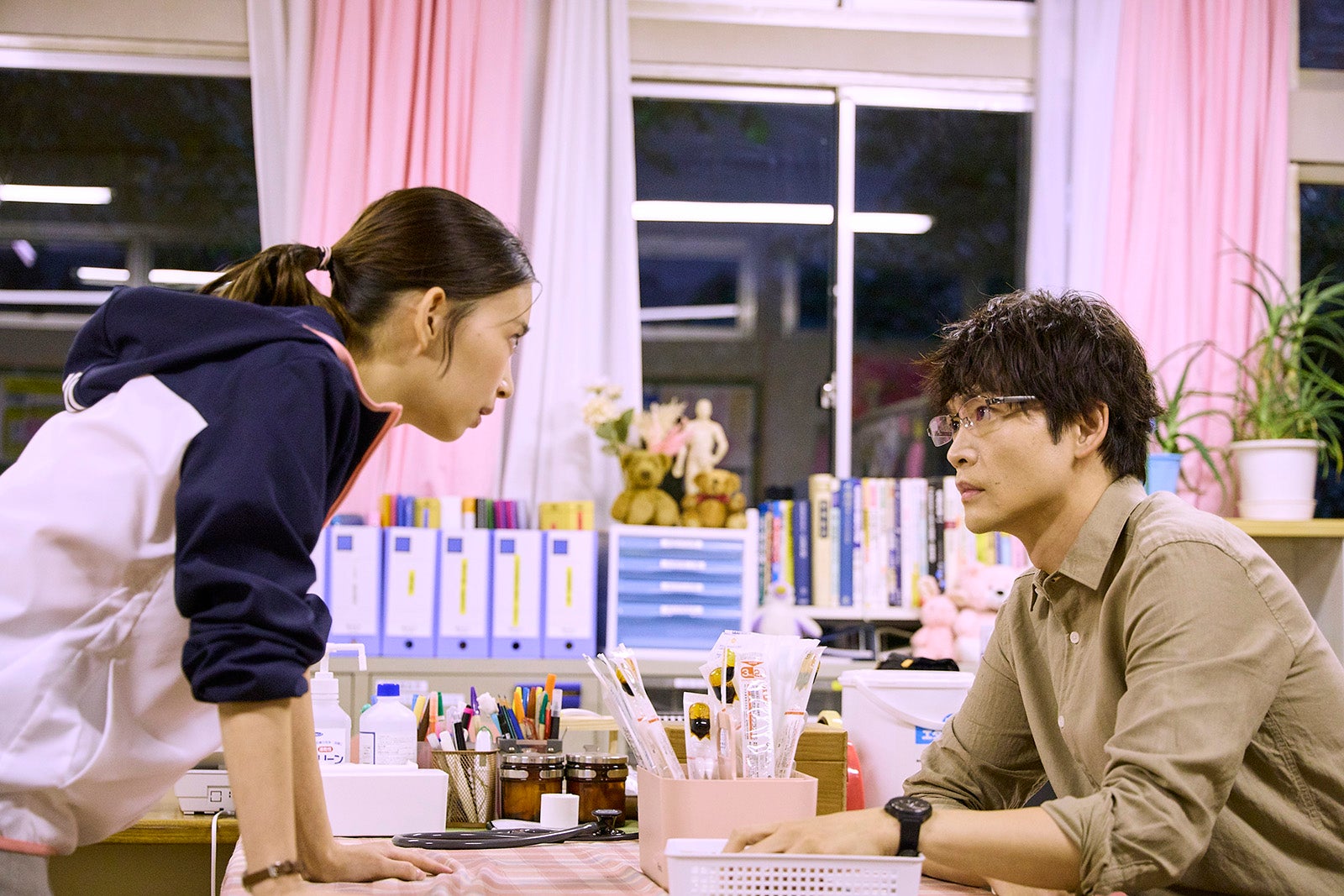 森川葵、松下洸平「放課後カルテ」第3話（C）日本テレビ