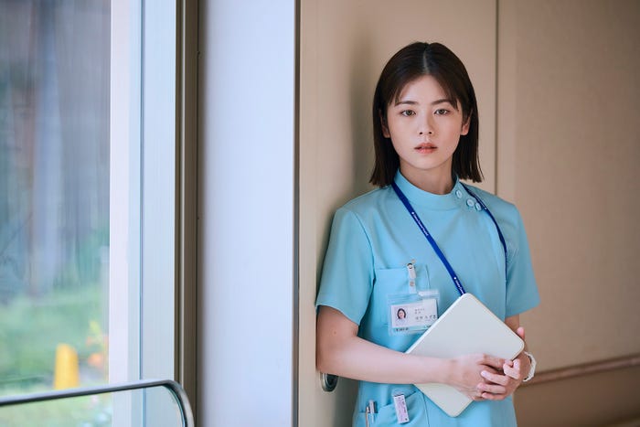 小芝風花「19番目のカルテ」第1話(C)TBSスパークル/TBS