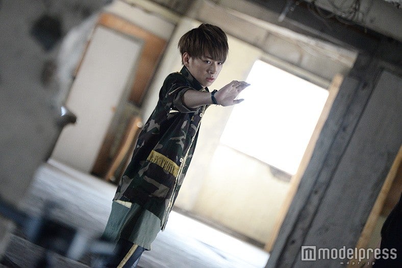 佐藤友祐（C）モデルプレス