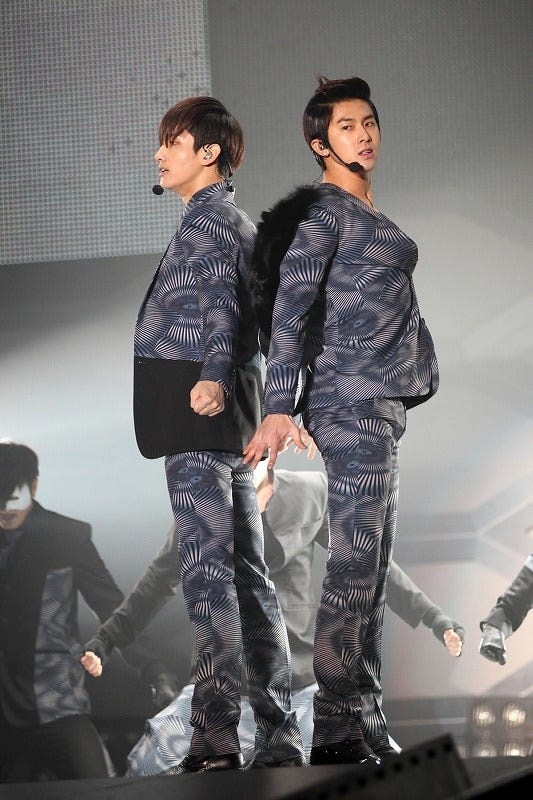 東方神起(2011年1月25日、26日開催「SMTOWN LIVE in JAPAN」より)