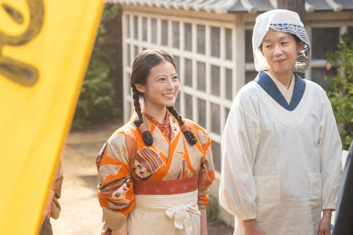 今田美桜、江口のりこ「あんぱん」第11話(C)NHK