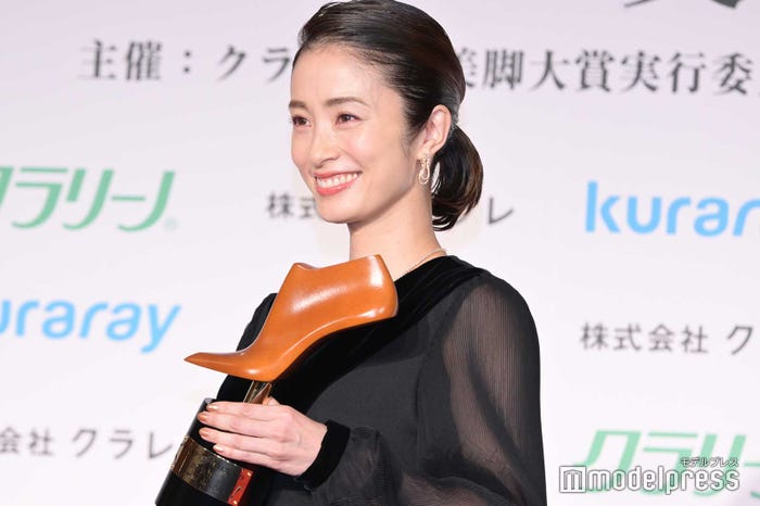 上戸彩(C)モデルプレス