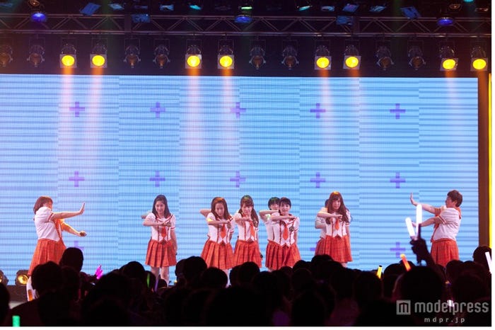 圧巻のパフォーマンスで会場を沸かせたモリ娘。