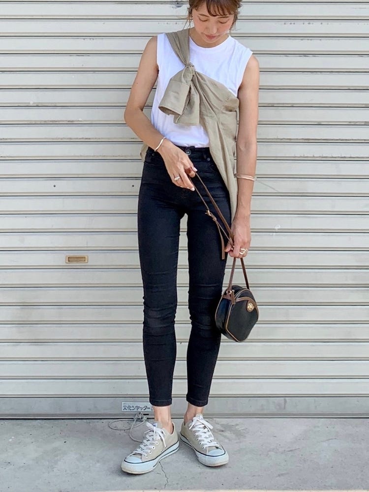 画像5 11 オールシーズン頼りになる 秋にもガンガン着倒せる 黒スキニーコーデ 10style モデルプレス