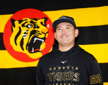 阪神 支配下契約の嶋村が目標語る「お立ち台に立ちたい」