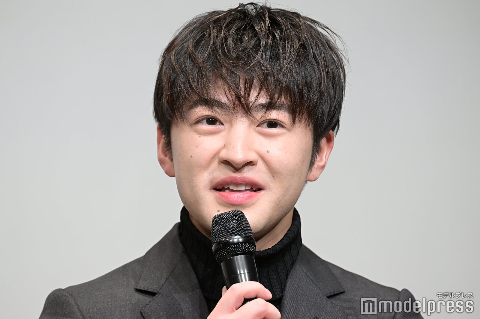 佐野玲於 （C）モデルプレス