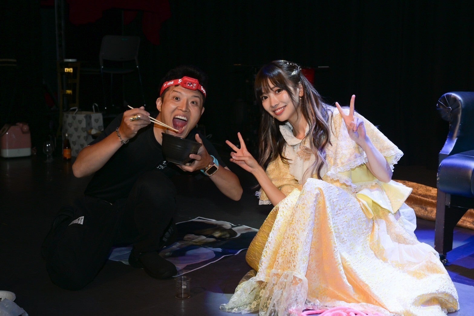 （右）吉沢朱音（提供写真）