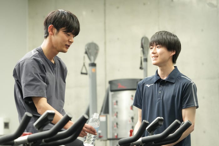 小林虎之介、奥智哉「俺たちの箱根駅伝」第1話(C)日本テレビ