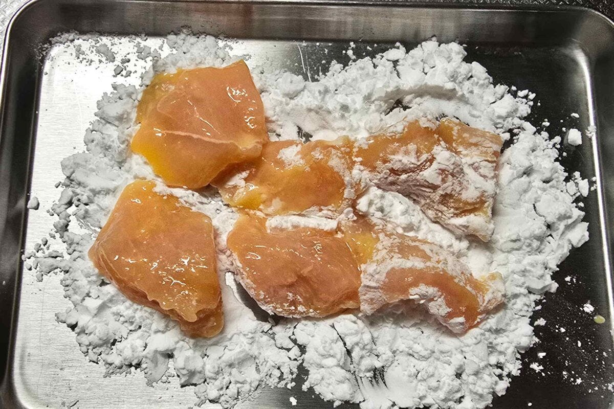 鶏むね肉の照りマヨチキン・片栗粉