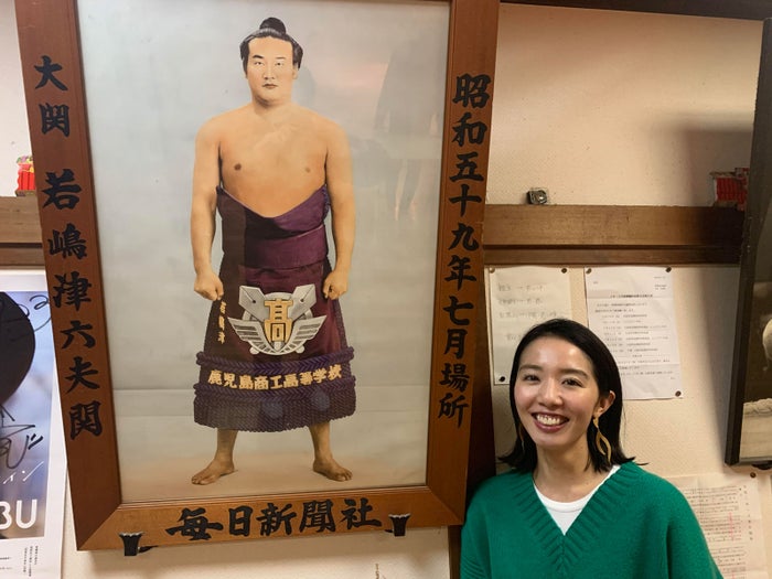 相撲の知識動画で話題の新人youtuber 元大相撲力士 若島津の娘 アイリ って 注目の人物 モデルプレス