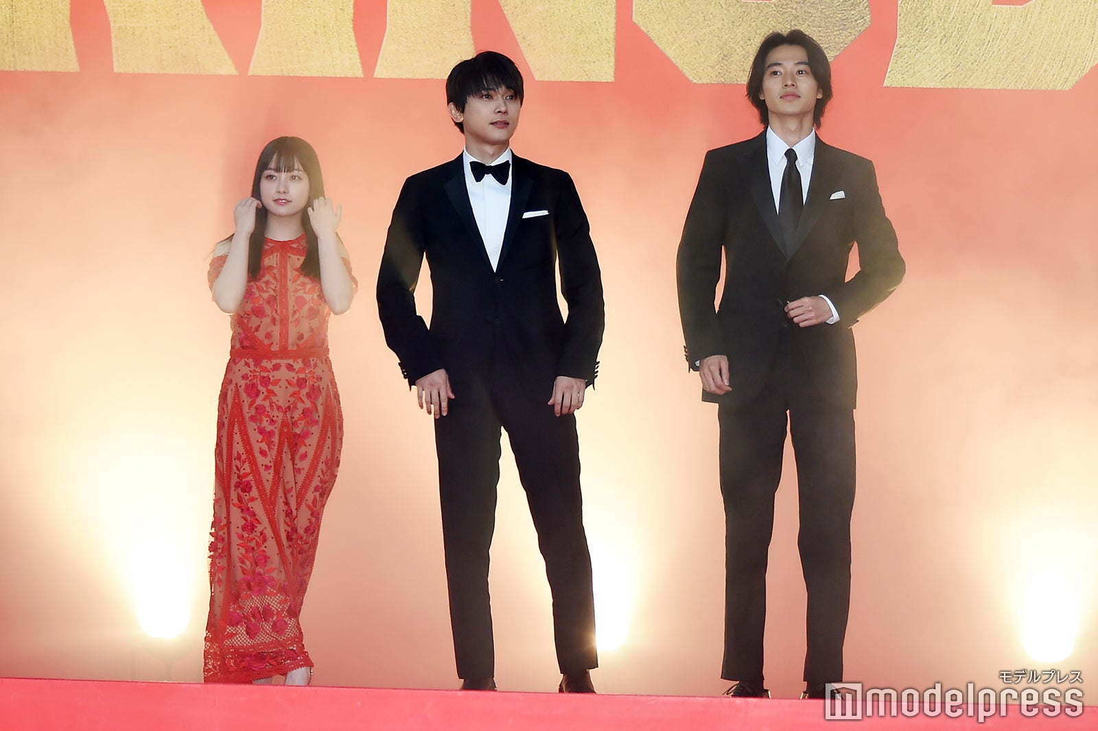 橋本環奈、吉沢亮、山崎賢人、神々しい登場シーン（C）モデルプレス