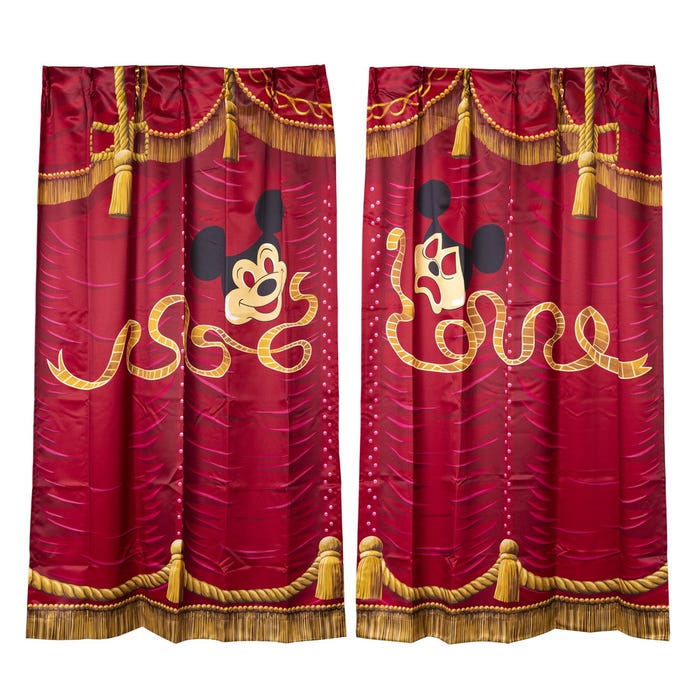 カーテン¥11,000(C)Disney