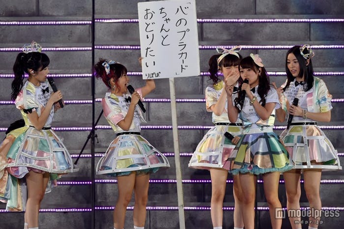 「AKB48グループ東京ドームコンサート~するなよ?するなよ?絶対卒業発表するなよ」最終日より(C)AKS