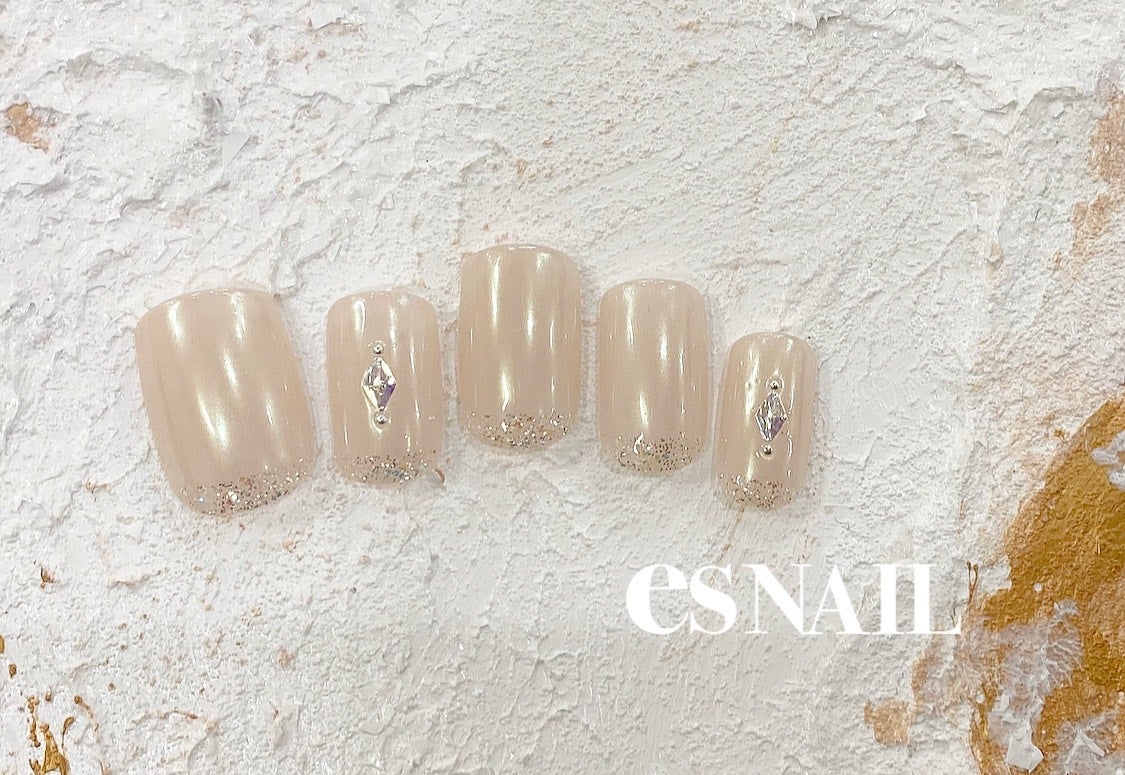 うる艶オーロラヴェール（画像提供：esNAIL）