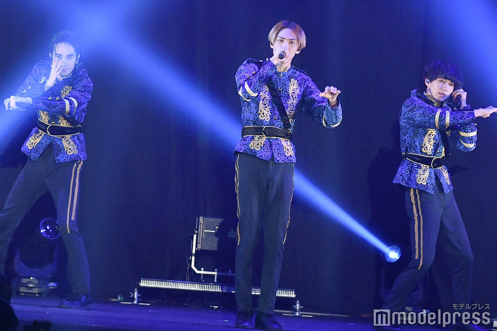 SUPER★DRAGON、TGC初登場 甘い歌声＆迫力ダンスで観客の視線釘付けに＜TGCしずおか2020＞